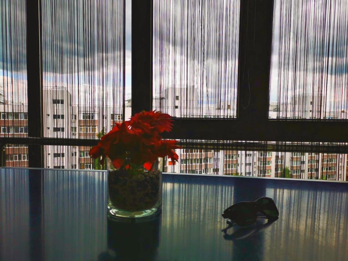 Studio G By Mrg Apartments Bucarest Esterno foto